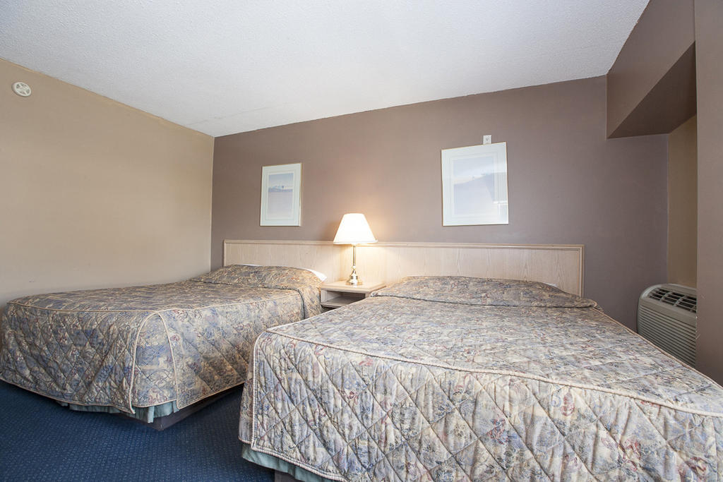 Admiral Inn By The Falls Niagara Ruang foto