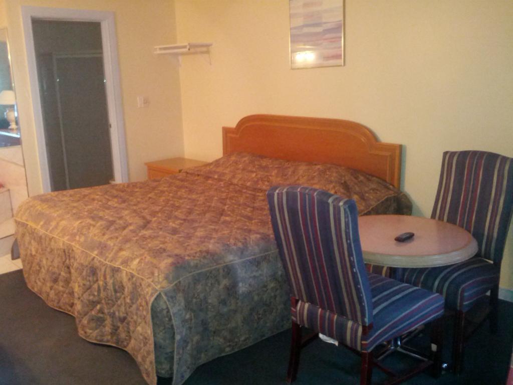 Admiral Inn By The Falls Niagara Ruang foto