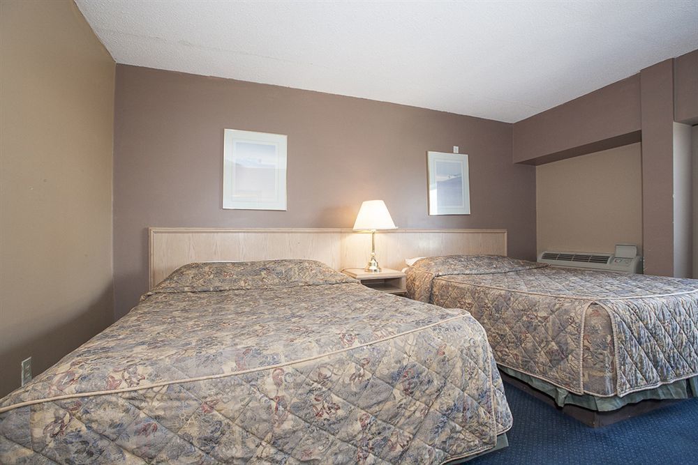 Admiral Inn By The Falls Niagara Bagian luar foto