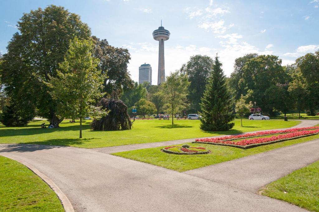 Admiral Inn By The Falls Niagara Bagian luar foto